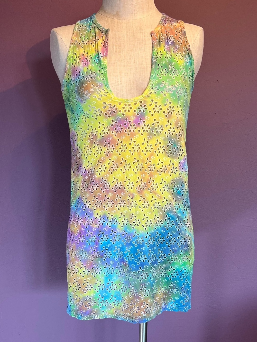 💛Vintage Jordan Taylor Tie-Dye Eyelet Cover-Up Tank Top •